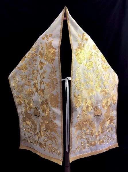 Picture of Humeral Veil with rich floral embroidery with Lamb and Pelican