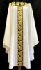 Immagine di Casula sacerdotale con collo e stolone ricamati Foglia di Acanto