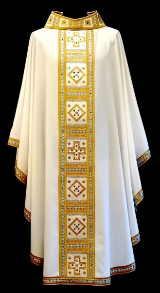 Picture of Ring collar Chasuble with geometric embroidery, strass and trim