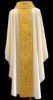 Imagen de Casulla sacerdotal con bordado barroco muy recargado y strass