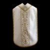 Immagine di Pianeta liturgica in raso con ricamo oro e gallone oro sul perimetro