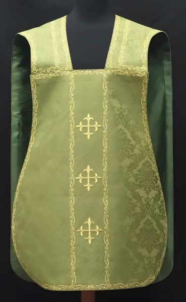 Immagine di Pianeta sacerdotale in Damasco fiorato con ricamo diretto in oro
