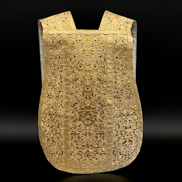 Immagine di Pianeta liturgica con ricchissimo ricamo, strass e gallone a colonna